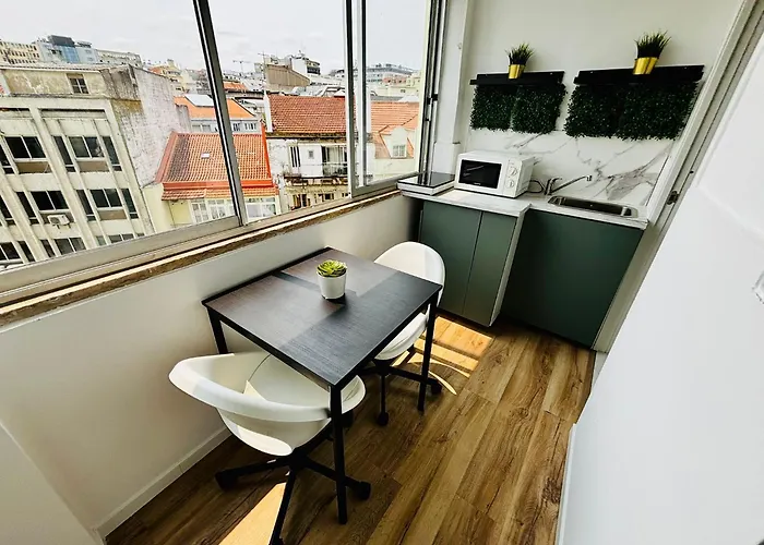 Hostel High Standard Marques De Pombal *